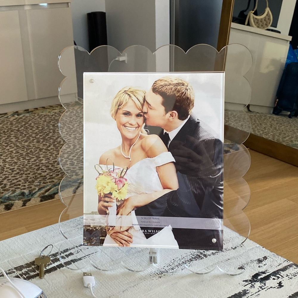 TARA WILSON new picture frame